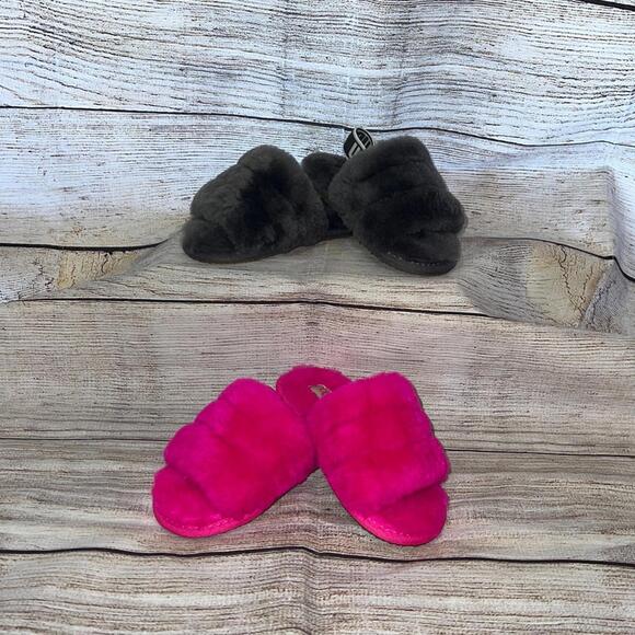 👶🏽 UGG Fluff Yeah Slide Little Girls TWO PAIR - Picture 2 of 8